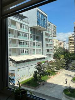Sunshine apartment - Tirana - 6