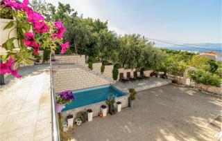 Beautiful Apartment In Crikvenica - Crikvenica - 9