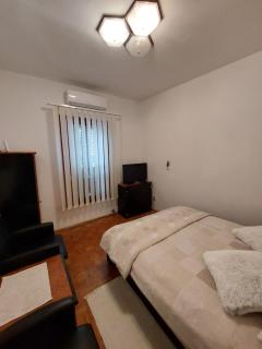 Studio apartment Amfora near Arena - 2