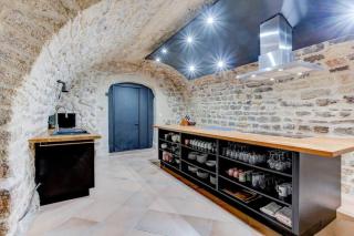 Stunning Medieval Getaway - Vic-la-Gardiole - 5