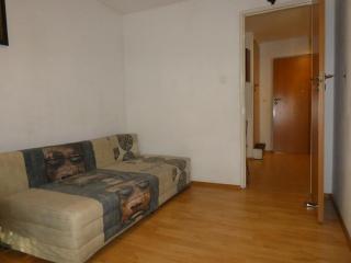 Samodzielny 2-dwupokojowy apartament z ogrodem i garażem - 6