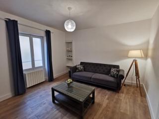 Appartement centre ville, parking gratuit - La Rochefoucauld - 6