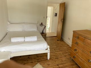 400 year old quirky Cornish cottage, in Bude, Poughill. - 6