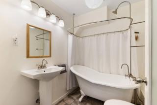 Redwood Castle vacation apartment - Leggett - 9