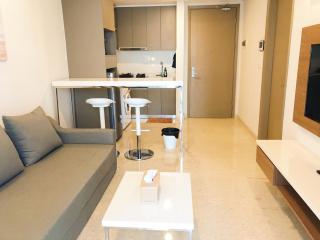 Gold Coast Sea View Apartments by Rentrooms - Jakarta - 6