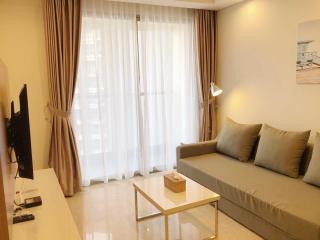 Gold Coast Sea View Apartments by Rentrooms - Jakarta - 3