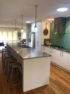 Absolute waterfront - Raglan - 1