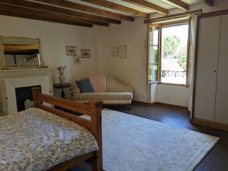 Beautifully renovated Farmhouse with private pool - Saint-Georges-de-Noisné - 2