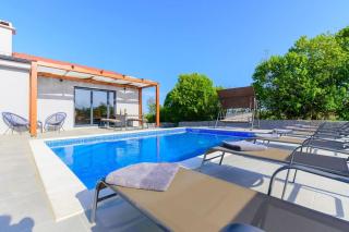 Villa Balun in Orihi - 3 bedrooms - pool - garden - sauna - Orihi - 9