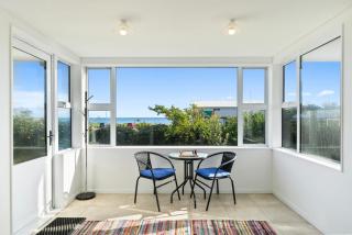 Alpha - Otaki Beach Holiday Home - 1