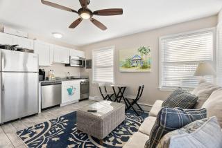 33rd Unit 3 Beach Bliss Parking Beach 2 Blocks Away - Brigantine - 0