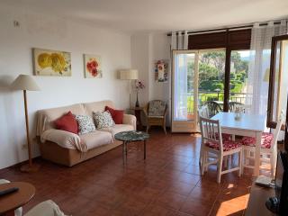 AJ-17 Calella de Palafrugell 6 PAX - 3