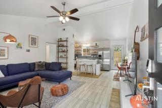 Stylish Austin Retreat w Luxurious King Bed and WD - Austin - 7