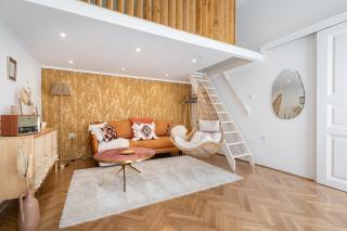 Solar System Apartment with gallery - Budapest - 7