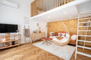 Solar System Apartment with gallery - Budapest - 0