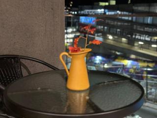 Cityscape Lovely 1BR Apt & Parking @CBD - 4