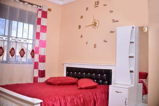 Stunning 2-Bed Apartment in Namugongo Town Kampala - Kasiyirize - 9