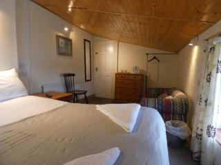 Hill Breeze House - Merthyr Tydfil - 9