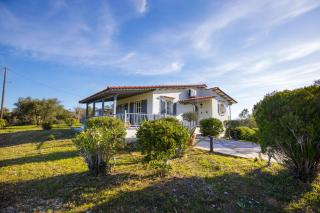 Villa Filokalia With Exceptional View - Happy Rentals - Kastro Kyllini - 8