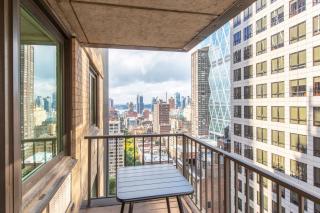 Midtown 2BR w Gym Doorman nr Central Park NYC-506 - New York - 7