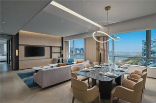 Crowne Plaza Hangzhou Riverside by IHG - 4