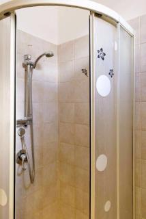 T LV Romantic Suite by the Market Sea - 6