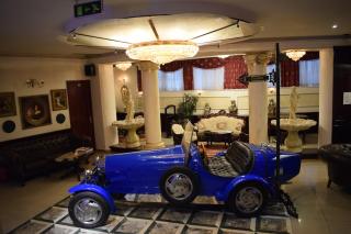 Queen's Astoria Design Hotel - Belgrado - 0