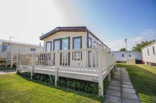 Beautiful Caravan With Free Wifi At Broadland Sands Holiday Park Ref 20292Bs - 9