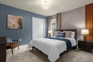7 Bedrooms- 5,5 Baths- Windsor Island 3943 La - 5