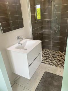 Chambre moderne 24h du Mans 10 min du circuit SDB privative - 1