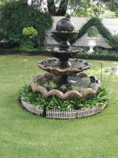 LaFleur Guesthouse & Garden Venue - 8