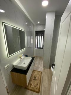 Oniss Apartment - Golem - 3
