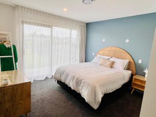 Sandy Palms - Home Away From Home - Waihi Beach - 2