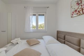 Miro's apartments with private garden and parking( town center) - Trogir - 0