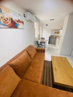 Urban Chic Studio - Niš - 1