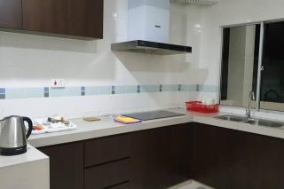 2. Luxury Kristal Condo 2 丹绒亚路高級市中心住宅 - Kapayan - 8