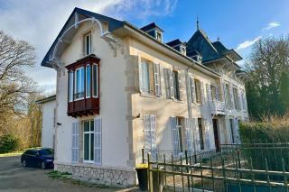 Proche Vittel et Contrexéville château Viendal et son beau parc - - 9