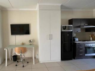 Executive Modern Apartment - 9