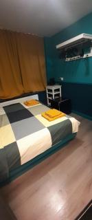JONI, not for parties, not a hotel, room with no kitchen - Amesterdão - 4