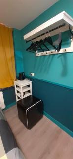 JONI, not for parties, not a hotel, room with no kitchen - 1