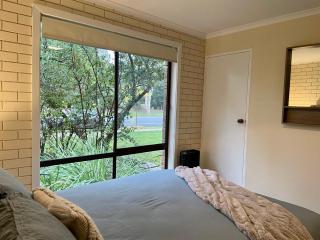 “Riverbank Retreat” Central unit on the river - Wagga Wagga - 7