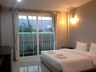 Khaoyai Terrazzo - Mu Si - 6