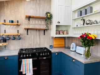 Nightingale Cottage - Llantwit Major - 2