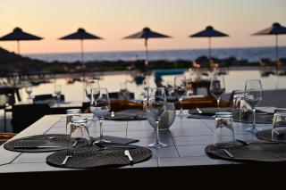 Kavos Hotel & Suites - 3