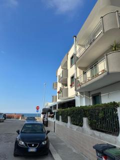 Sul mare - Trani - 1
