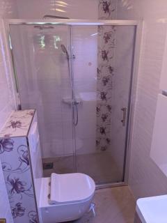 Ground floor 50m from Beach back entrance - Srima - 5
