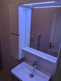 Ground floor 50m from Beach back entrance - 2