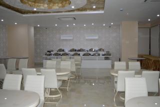 Hotel Diamonds Pearl - Visakhapatnam - 7