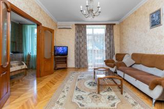AZNEFT SQUARE SEA VIEW FAMILY APARTMENTs - 6