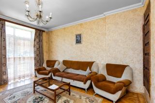 AZNEFT SQUARE SEA VIEW FAMILY APARTMENTs - 5